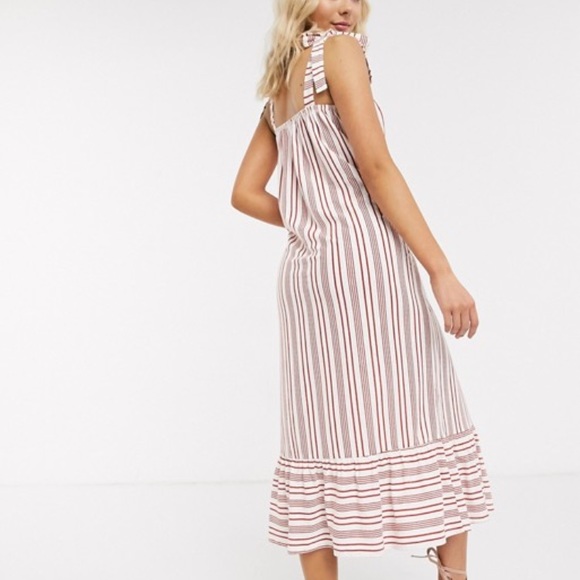 F L A S H • SALE • ASOS • Adorable White & Red Striped Dress - Picture 4 of 10
